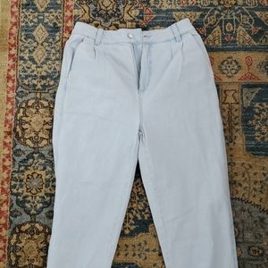 High waisted pale wash jeans